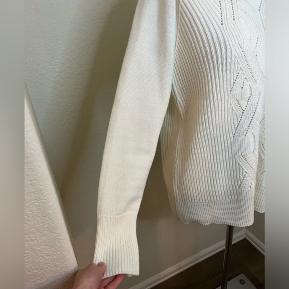 Tommy Hilfiger cowl neck white cable knit sweater size medium - Picture 2 of 10